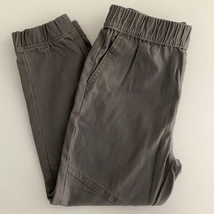 NWOT DKNY Kids Size small grey pants